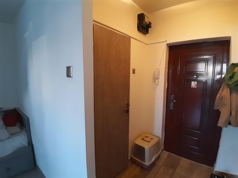 Vanzare Garsoniera ,zona Titan ,strada Barajul Lotru Al. ,nr 6 ,63.500 €