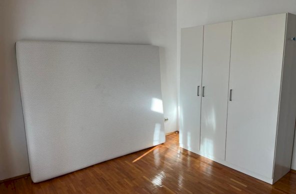 Vanzare Apartament 2 camere ,zona Unirii ,strada Octavian Goga ,nr 4 ,142.000 €