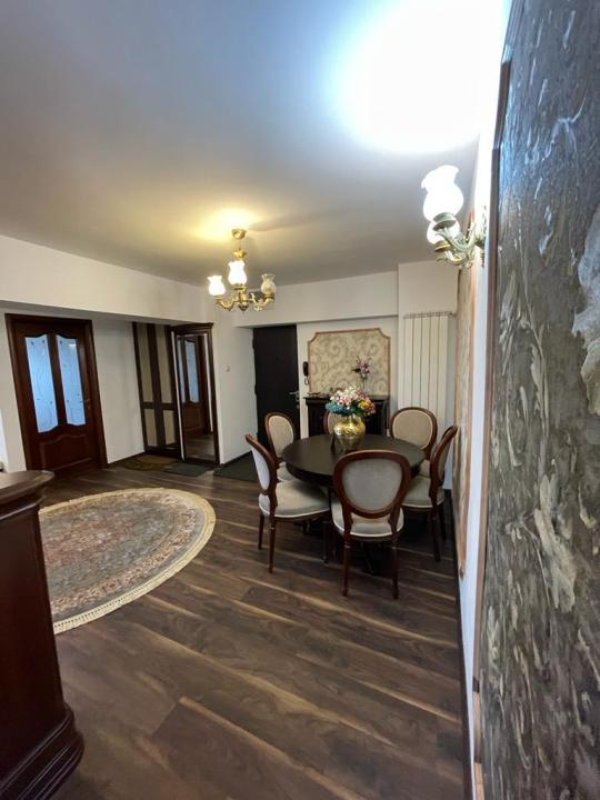 Inchiriere Apartament 3 camere ,zona Piata Alba Iulia ,strada Piata Alba Iulia ,nr 8 ,1.200 € /luna 