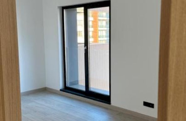 Vanzare Apartament 4 camere ,zona Centrul Civic ,strada Calea Dudesti ,nr 196 ,455.000 €