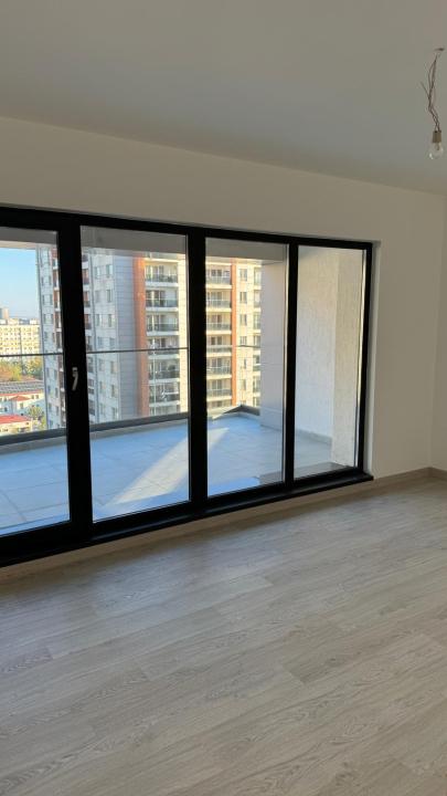 Vanzare Apartament 4 camere ,zona Centrul Civic ,strada Calea Dudesti ,nr 196 ,455.000 €