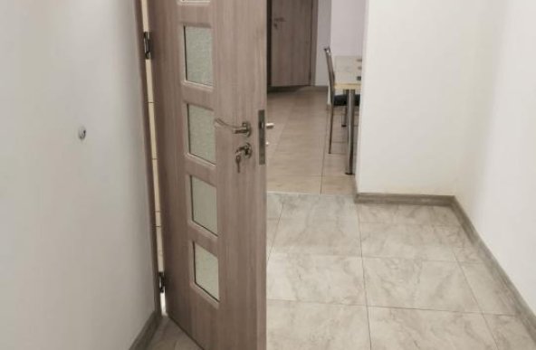 Vanzare Apartament 3 camere ,zona Basarabia ,strada Chisinau ,nr 8 ,129.000 €