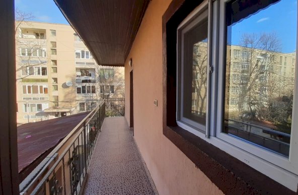 Inchiriere Apartament 2 camere ,zona Baba Novac ,strada Tarancutei ,nr 27 ,700 € /luna 