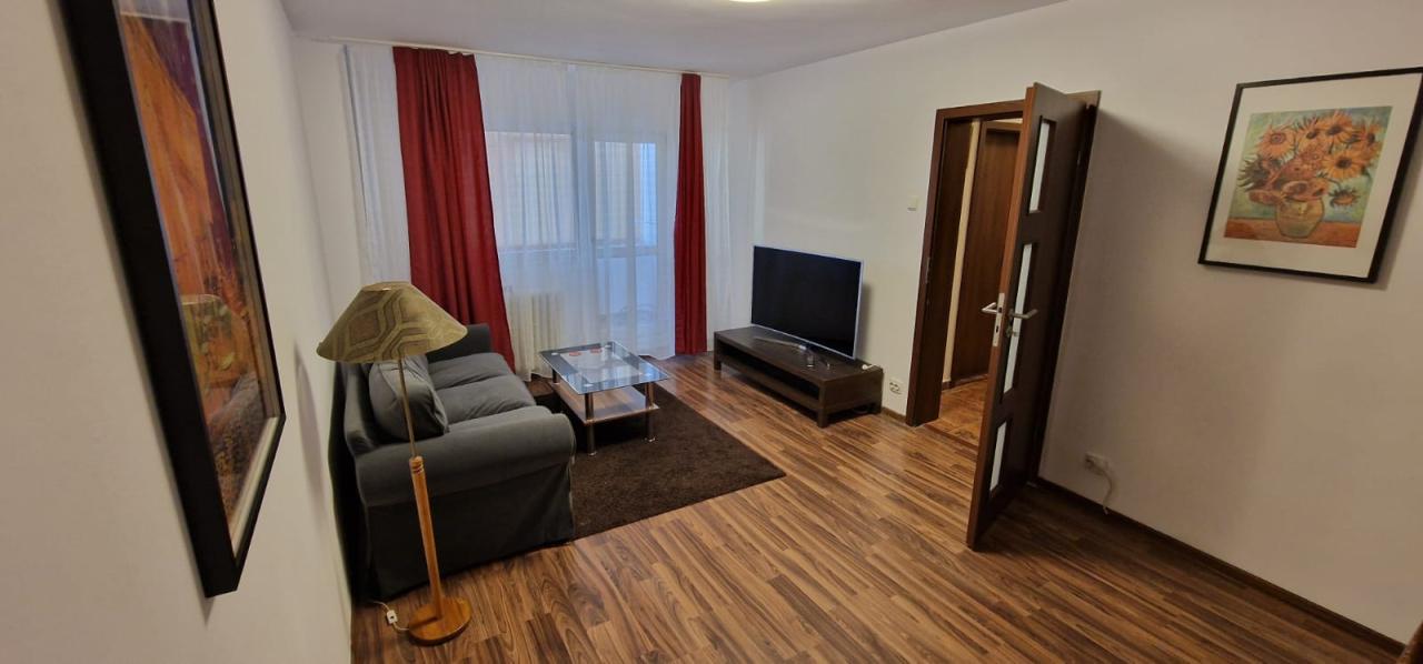 Inchiriere Apartament 2 camere ,zona Pantelimon ,strada Cislau Al. ,nr 12 ,440 € /luna 