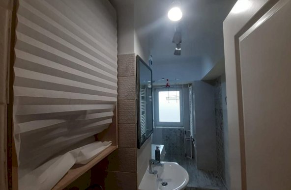 Inchiriere Apartament 2 camere ,zona Piata Alba Iulia ,strada Piata Alba Iulia ,nr 4 ,550 € /luna 