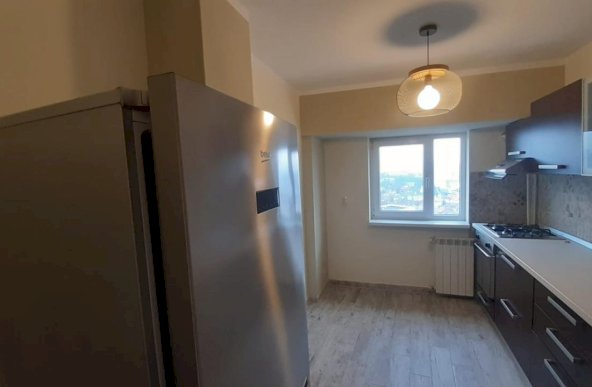 Inchiriere Apartament 2 camere ,zona Piata Alba Iulia ,strada Piata Alba Iulia ,nr 4 ,550 € /luna 