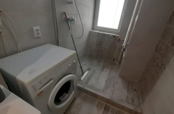 Inchiriere Apartament 2 camere ,zona Piata Alba Iulia ,strada Piata Alba Iulia ,nr 4 ,550 € /luna 