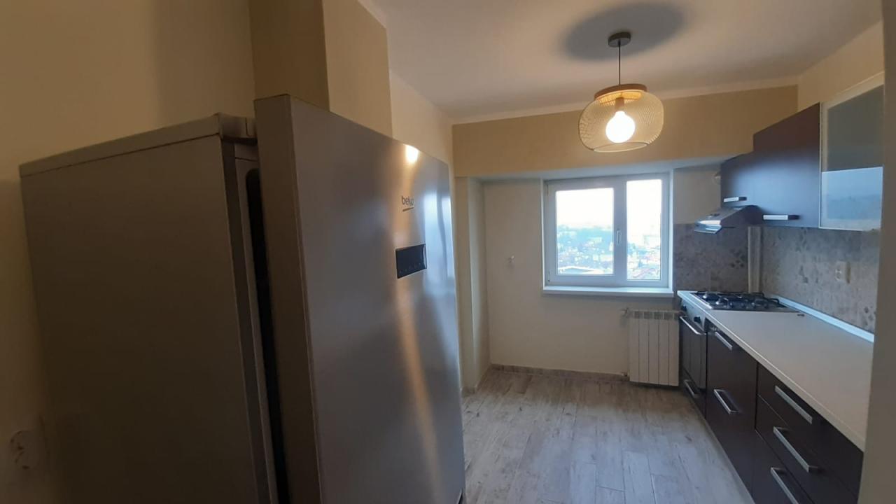 Inchiriere Apartament 2 camere ,zona Piata Alba Iulia ,strada Piata Alba Iulia ,nr 4 ,550 € /luna 