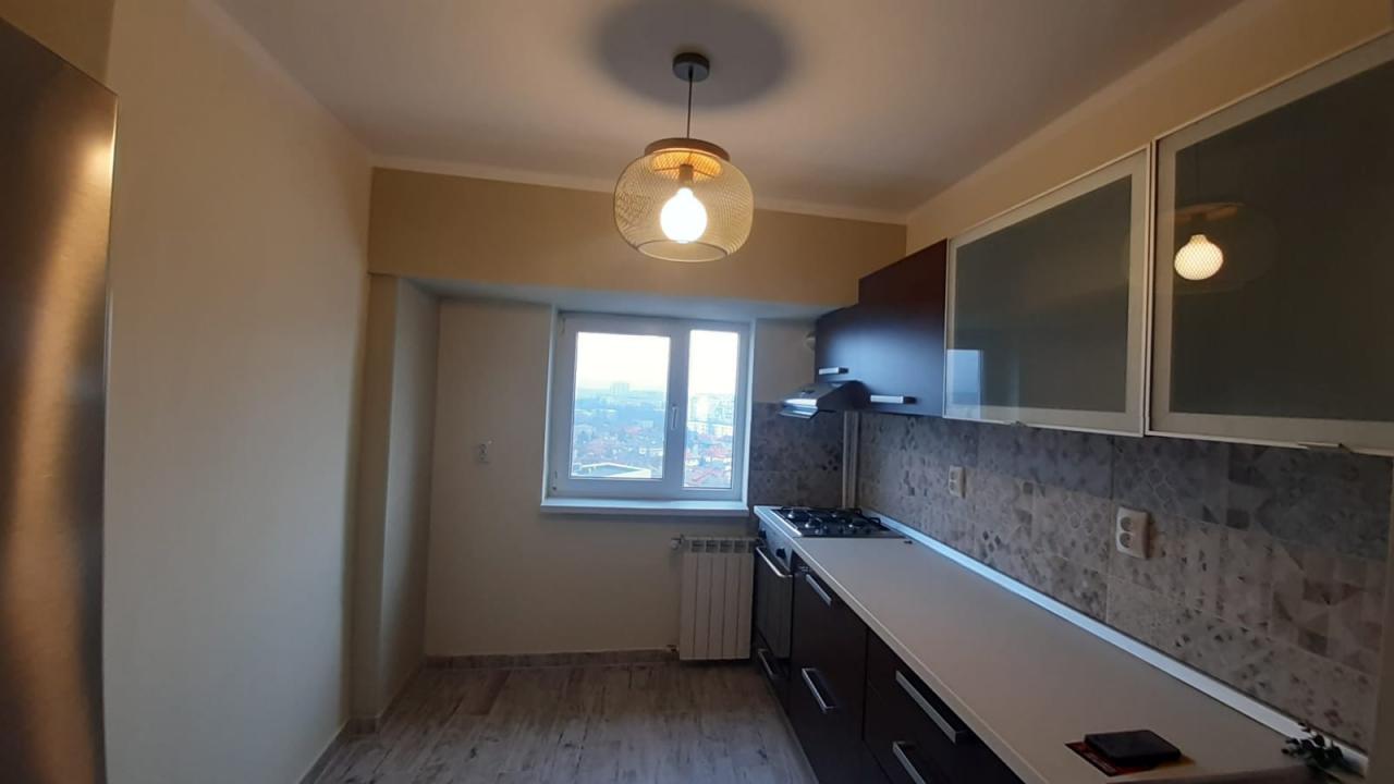 Inchiriere Apartament 2 camere ,zona Piata Alba Iulia ,strada Piata Alba Iulia ,nr 4 ,550 € /luna 