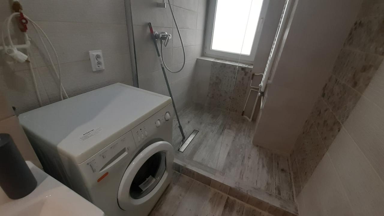 Inchiriere Apartament 2 camere ,zona Piata Alba Iulia ,strada Piata Alba Iulia ,nr 4 ,550 € /luna 