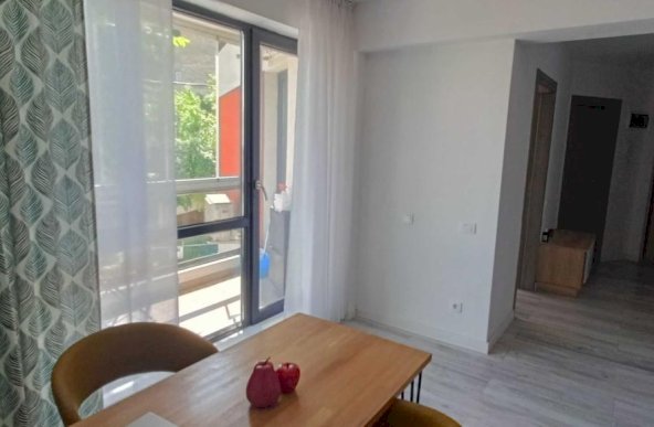 Inchiriere Apartament 2 camere ,zona Parcul Carol ,strada Marasesti ,nr 22 ,800 € /luna 