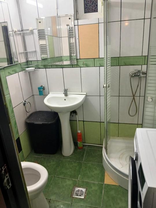 Inchiriere Garsoniera ,zona Vatra Luminoasa ,strada Baican Ionescu ,nr 44 ,400 € /luna 