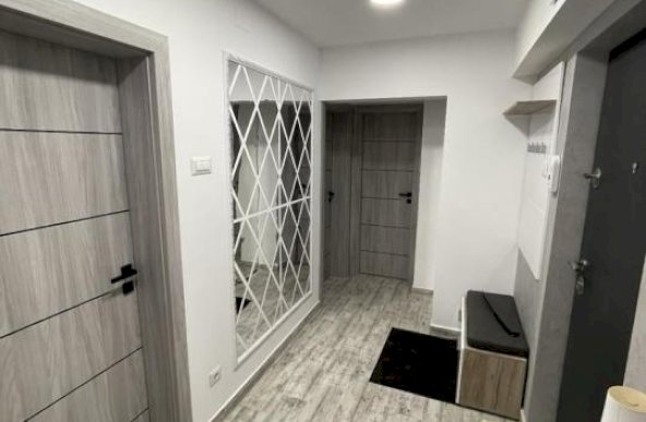 Inchiriere Apartament 2 camere ,zona Piata Alba Iulia ,strada Burebista ,nr 2 ,700 € /luna 