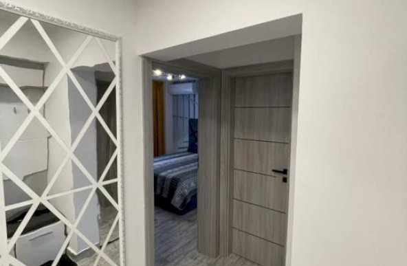 Inchiriere Apartament 2 camere ,zona Piata Alba Iulia ,strada Burebista ,nr 2 ,700 € /luna 