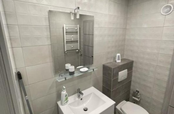 Inchiriere Apartament 2 camere ,zona Piata Alba Iulia ,strada Burebista ,nr 2 ,700 € /luna 