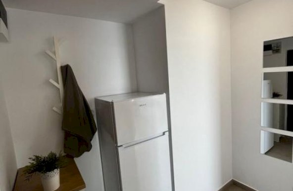 Inchiriere Apartament 2 camere ,zona Piata Victoriei ,strada Veronica Micle ,nr - ,649 € /luna 