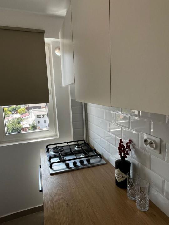 Inchiriere Apartament 2 camere ,zona Piata Victoriei ,strada Veronica Micle ,nr - ,649 € /luna 