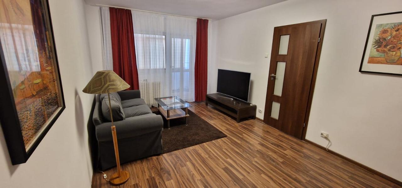 Inchiriere Apartament 2 camere ,zona Pantelimon ,strada Cislau Al. ,nr 12 ,440 € /luna 