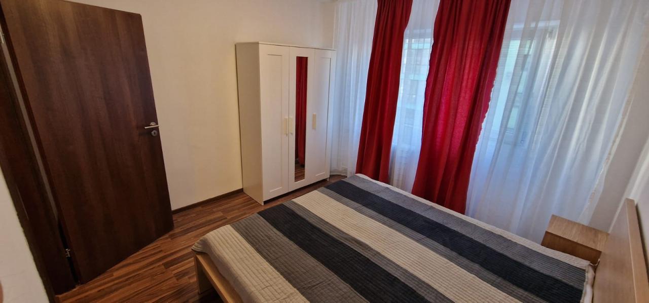 Inchiriere Apartament 2 camere ,zona Pantelimon ,strada Cislau Al. ,nr 12 ,440 € /luna 