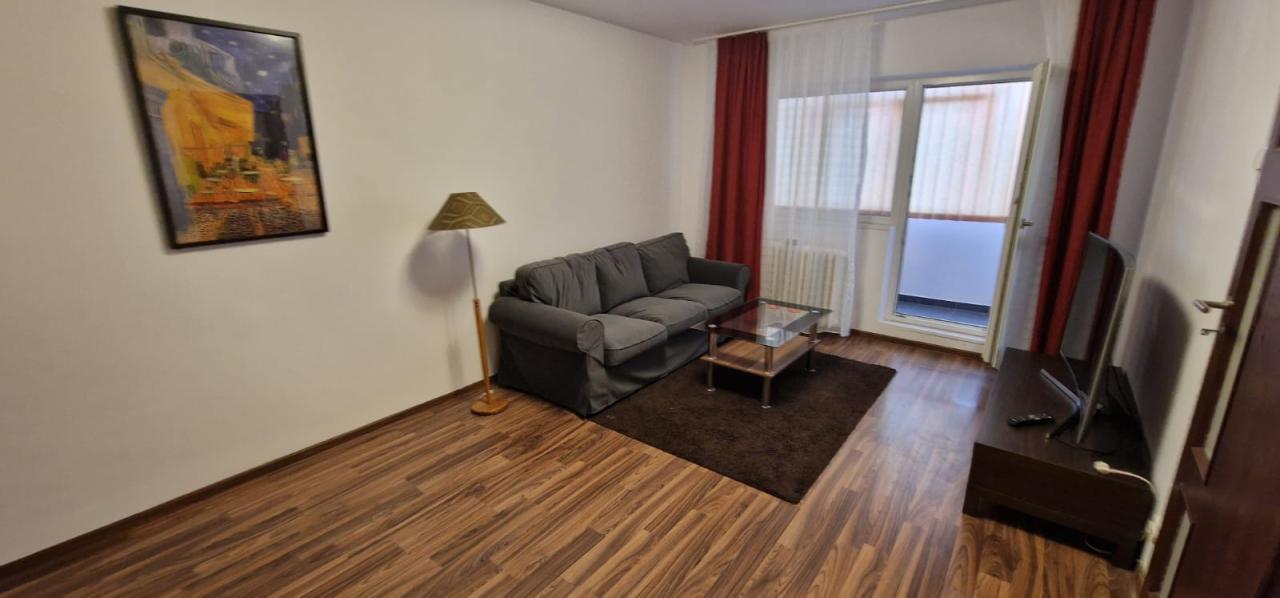 Inchiriere Apartament 2 camere ,zona Pantelimon ,strada Cislau Al. ,nr 12 ,440 € /luna 