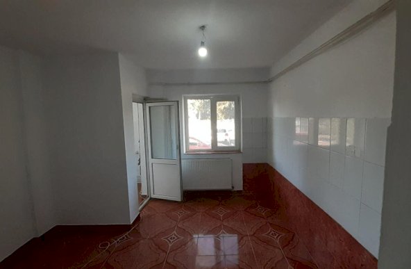 Vanzare Apartament 4 camere ,zona Bragadiru ,strada Florilor ,nr 11 ,87.000 €