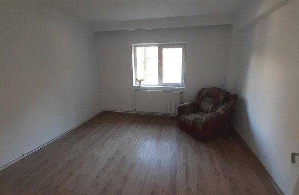 Vanzare Apartament 4 camere ,zona Bragadiru ,strada Florilor ,nr 11 ,87.000 €