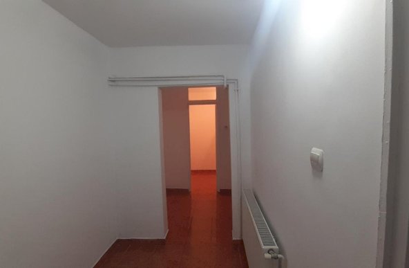 Vanzare Apartament 4 camere ,zona Bragadiru ,strada Florilor ,nr 11 ,87.000 €