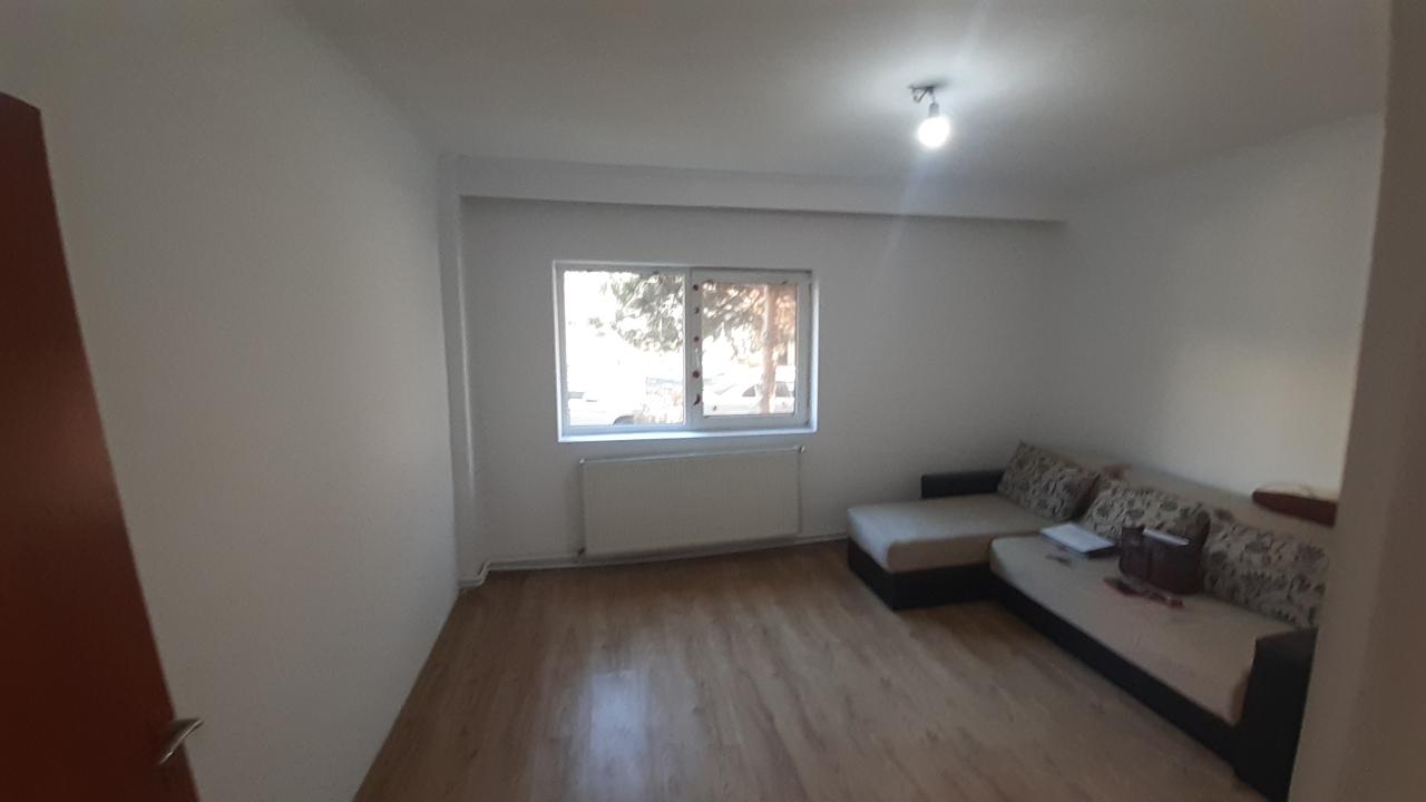 Vanzare Apartament 4 camere ,zona Bragadiru ,strada Florilor ,nr 11 ,87.000 €