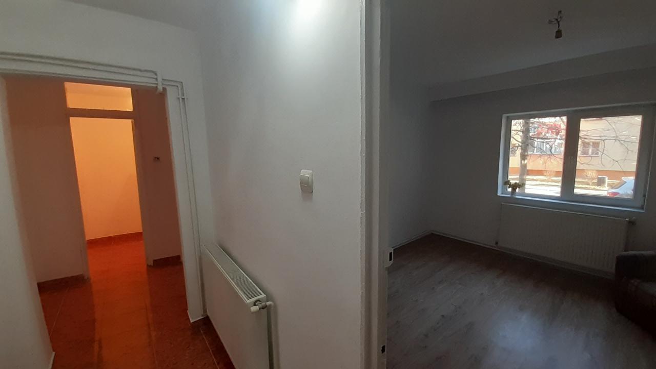 Vanzare Apartament 4 camere ,zona Bragadiru ,strada Florilor ,nr 11 ,87.000 €