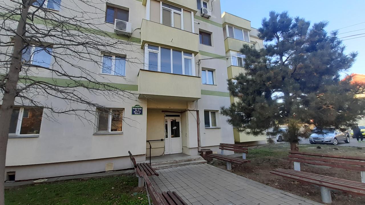 Vanzare Apartament 4 camere ,zona Bragadiru ,strada Florilor ,nr 11 ,87.000 €