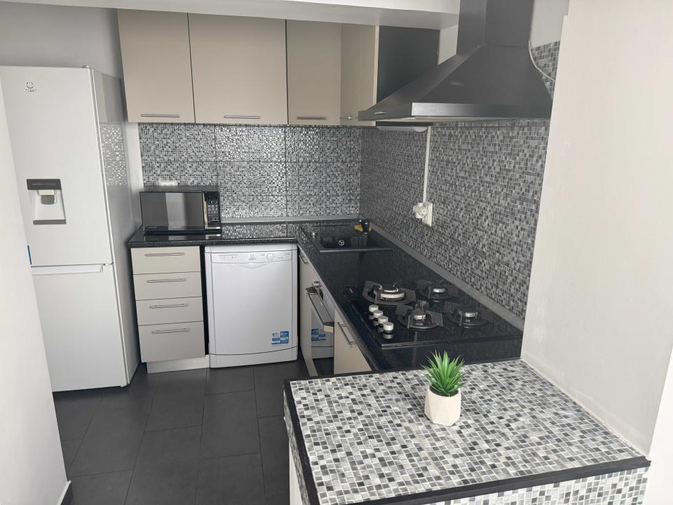 Inchiriere Apartament 2 camere ,zona Unirii ,strada Bulevardul Unirii ,nr - ,750 € /luna 