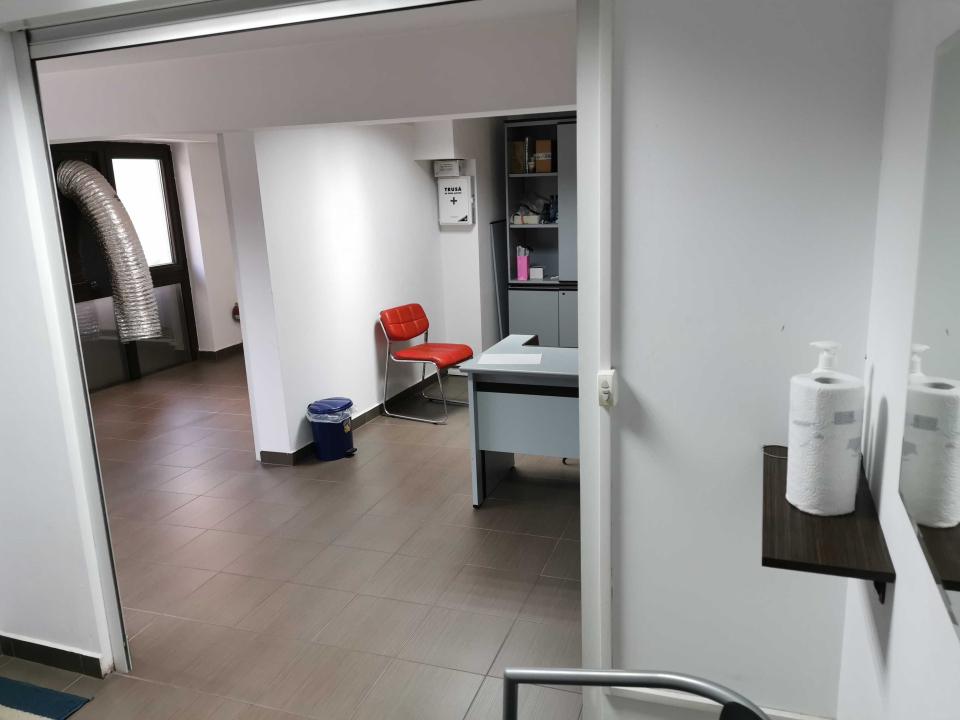 Inchiriere Spatiu Comercial 3 camere ,zona Unirii ,strada Lucian Blaga ,nr - ,750 € /luna 