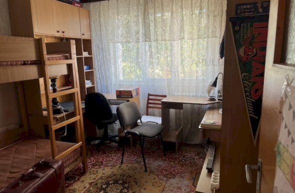 Apartament 4 camere Drumul Taberei- Raul Doamnei. 