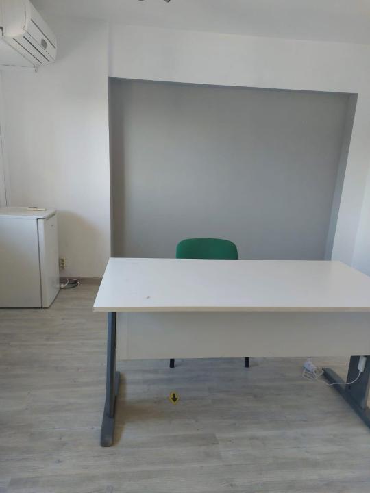 Inchiriere Spatiu Birouri 2 camere ,zona Piata Victoriei ,strada Piata Victoriei ,nr 155 ,1.000 € /luna 