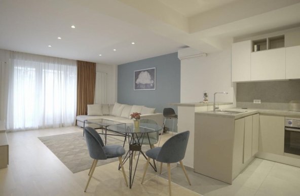 Vanzare Apartament 3 camere ,zona Herastrau ,strada soseaua nordului ,nr 96 ,348.000 €