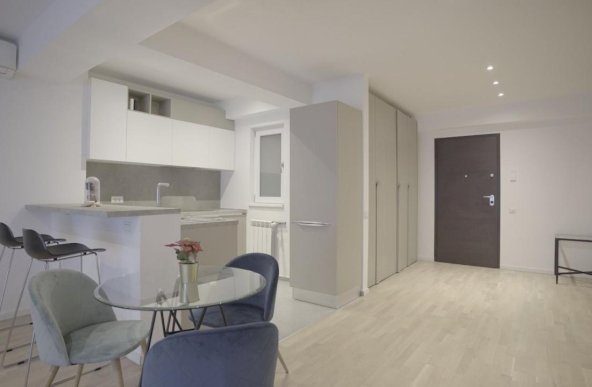 Vanzare Apartament 3 camere ,zona Herastrau ,strada soseaua nordului ,nr 96 ,348.000 €