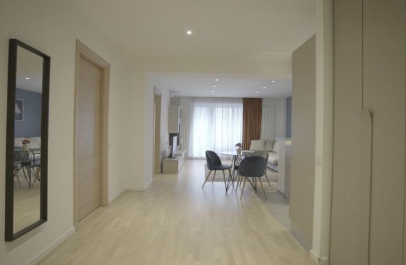 Vanzare Apartament 3 camere ,zona Herastrau ,strada soseaua nordului ,nr 96 ,348.000 €