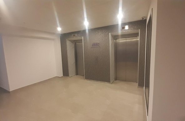 Vanzare Apartament 3 camere ,zona Aparatorii Patriei ,strada Vitan-Barzesti ,nr 7 ,195.000 €