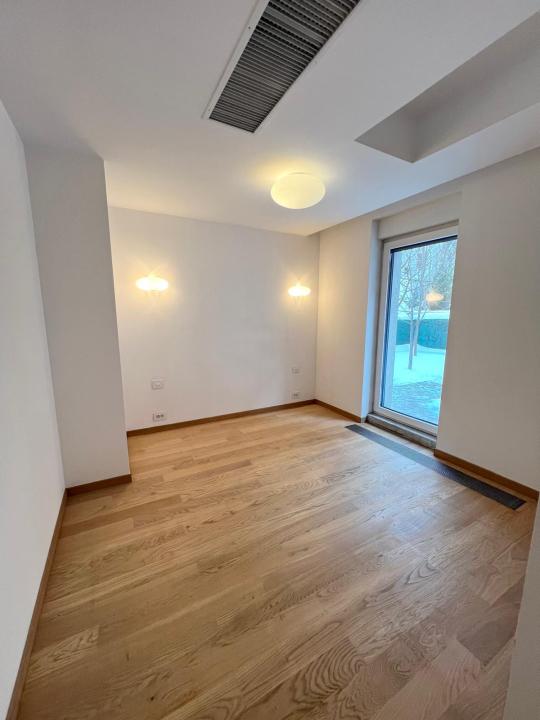 Inchiriere Apartament 3 camere ,zona Aviatorilor ,strada Emanoil Porumbaru ,nr 82 ,2.300 € /luna 