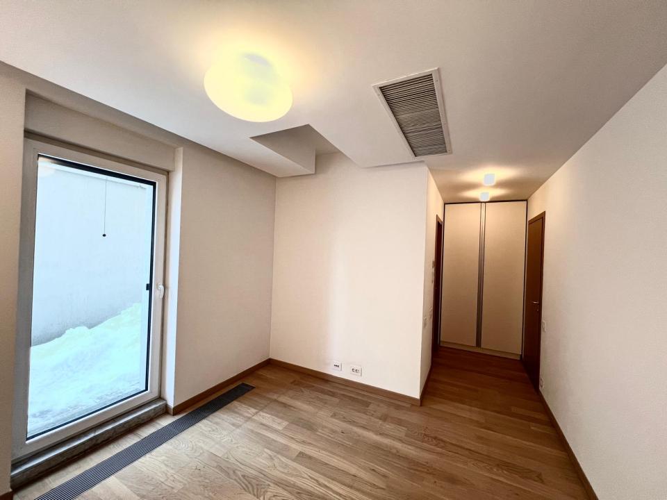 Inchiriere Apartament 3 camere ,zona Aviatorilor ,strada Emanoil Porumbaru ,nr 82 ,2.300 € /luna 