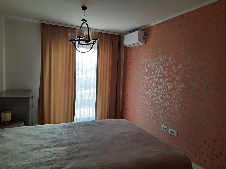 Inchiriere Apartament 2 camere ,zona Barbu Vacarescu ,strada Barbu Vacarescu ,nr 102 ,950 € /luna 