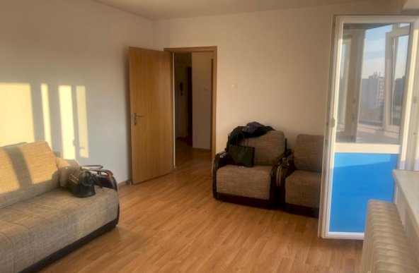 Apartament 4 camere Vergului- Spitalul Malaxa. 