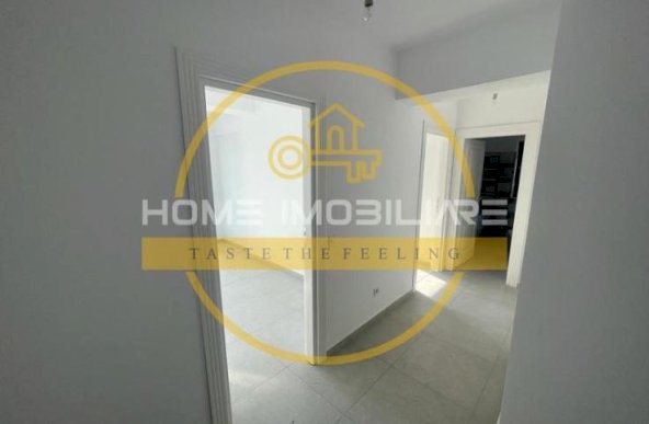 Etaj 1 Apartament 2 Camere Decomandat 58 Mp Cug Boxa+Loc Parcare