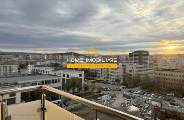 Zona Palat/ Apartament cu 3 camere /Decomandat