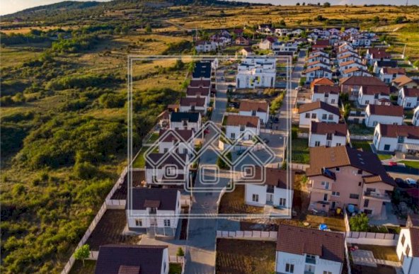 Casa individuala de vanzare in Sibiu - 4 camere, 3 bai - intabulata