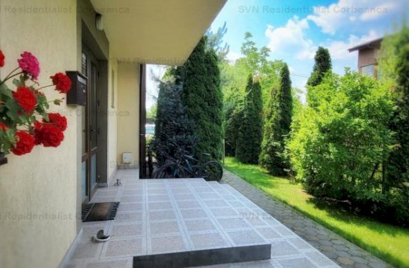 Vanzare apartament 4 camere, Central, Otopeni