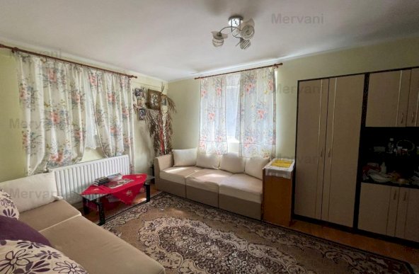 Apartament cu 2 camere de vânzare în Sinaia