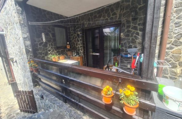 Apartament cu 2 camere de vânzare în Sinaia