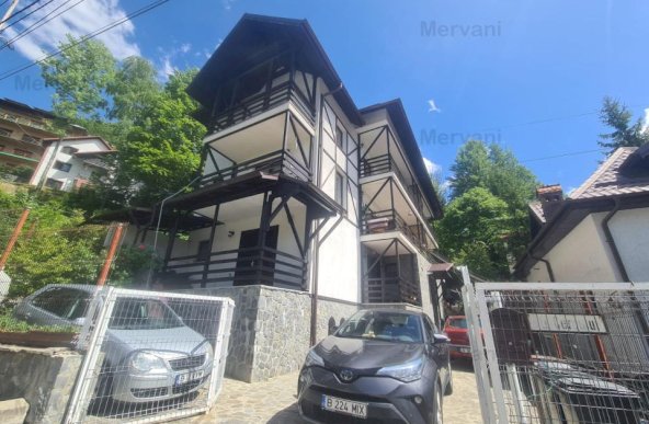 Apartament cu 2 camere de vânzare în Sinaia