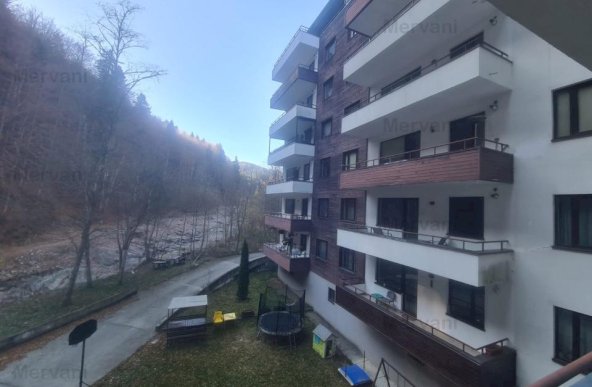 Apartament cu 2 camere de vânzare în Sinaia